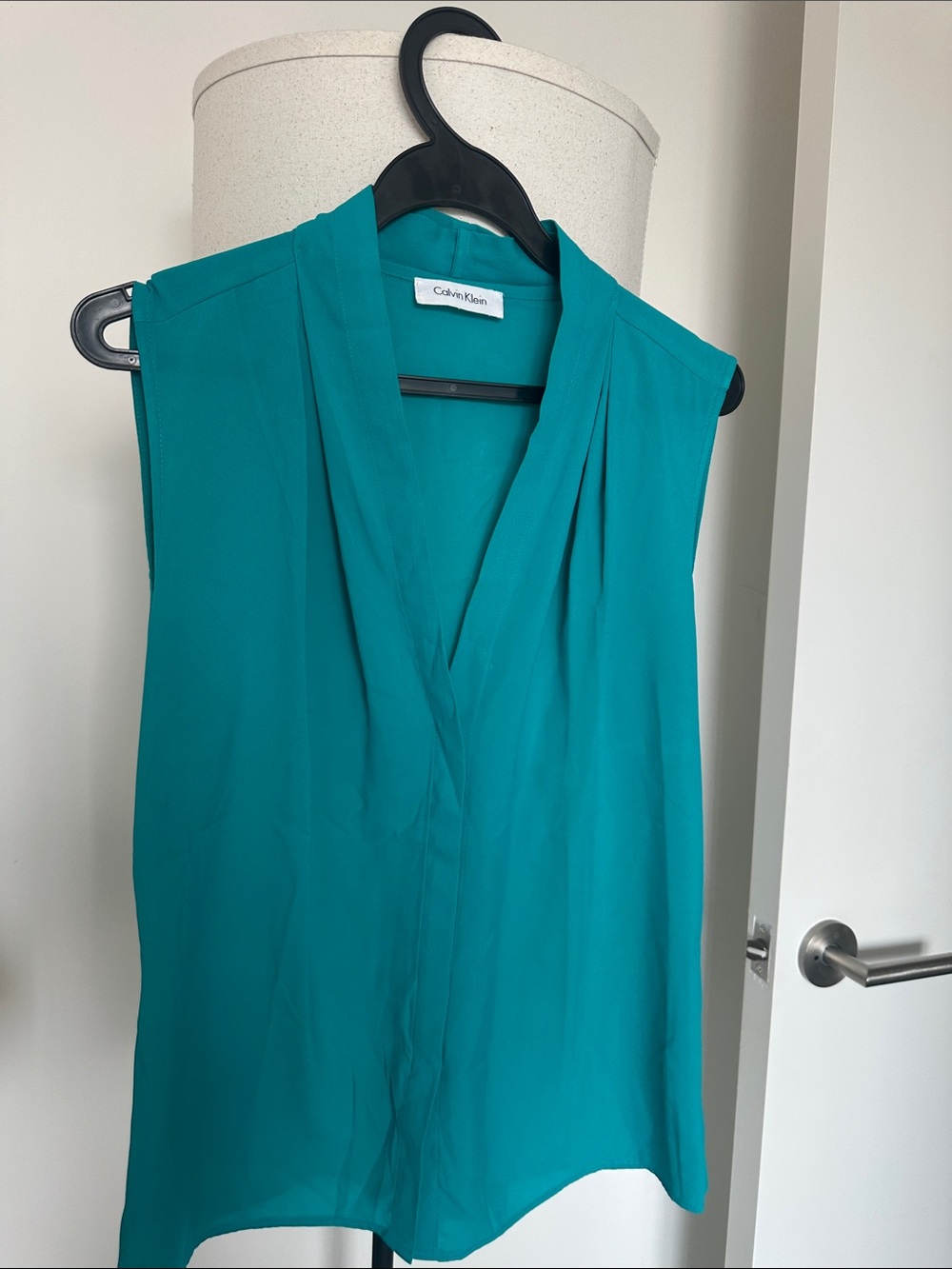 Calvin Klein Teal V-Neck Sleeveless Camisole